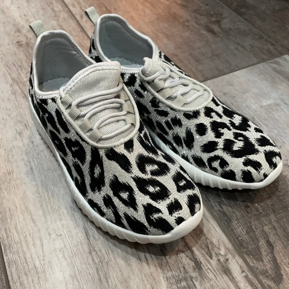 Silver/black leopard sneakers NEW